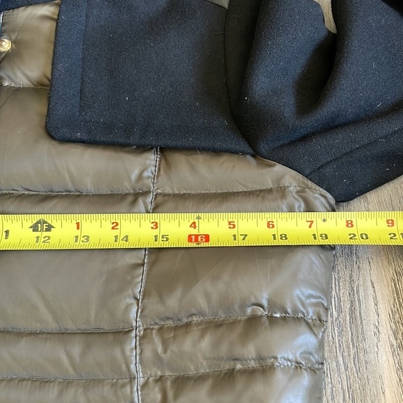 Kennith Cole Women’s Army Green and Black Duck Down Wool Jacket, size medium - Picture 11 of 15